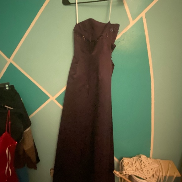 Prom dress - Picture 2 of 2